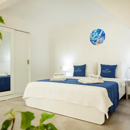 Westcoast 1-bedroom Located Heart Of Old Town 칼칸