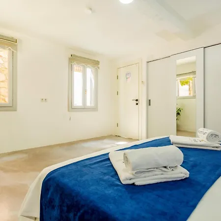 Westcoast 1-bedroom Located Heart Of Old Town Kalkan